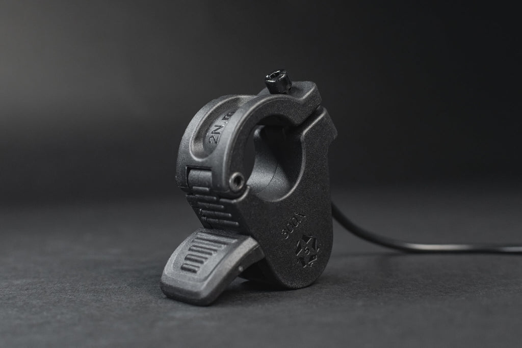 Poignée de frein moteur TORP montée sur guidon de Surron Light Bee pour moto électrique